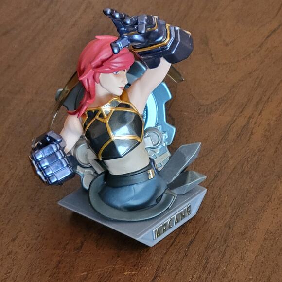 AUTHENTIC X LEAGUE OF LEGENDS ARCANE FIGURE VI Figurine Pop Mart - Picture 1 of 9
